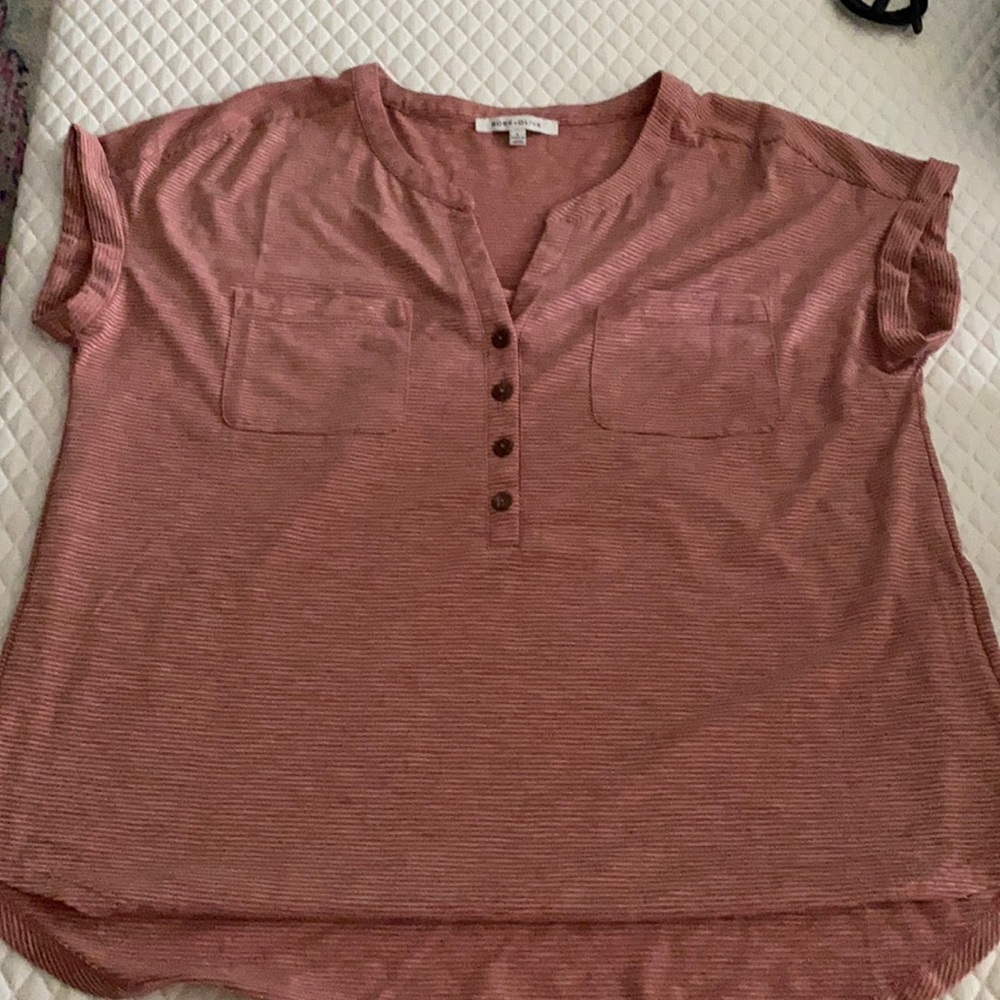 Size large pink shirt